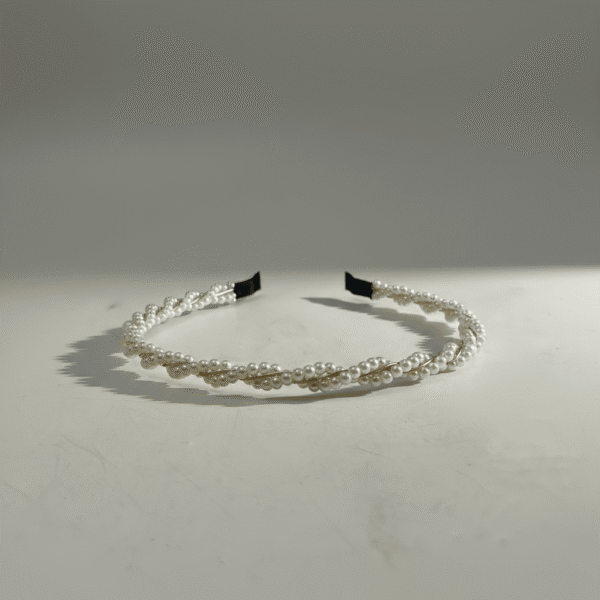 Essential Hair Accessories Set – Stylish & Elegant – Gold and Pearl | Mint LB