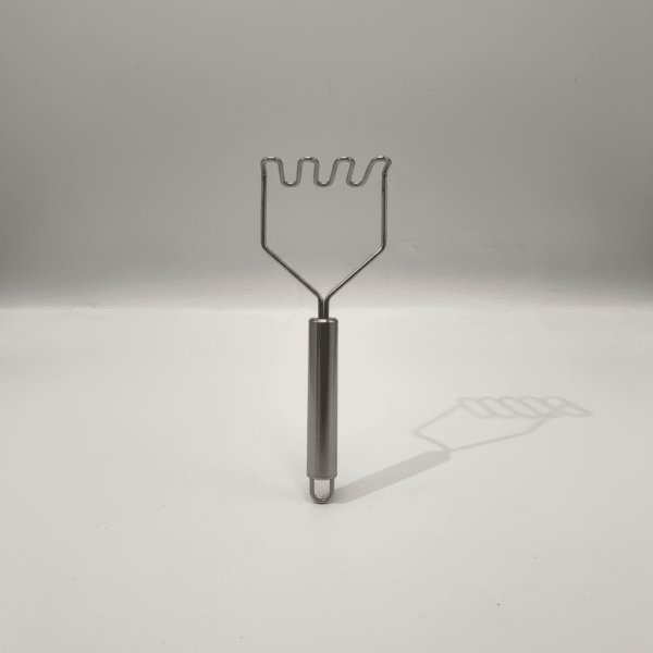 Modern Striped Potato Masher 22.5 cm – Essential & Practical | Mint LB